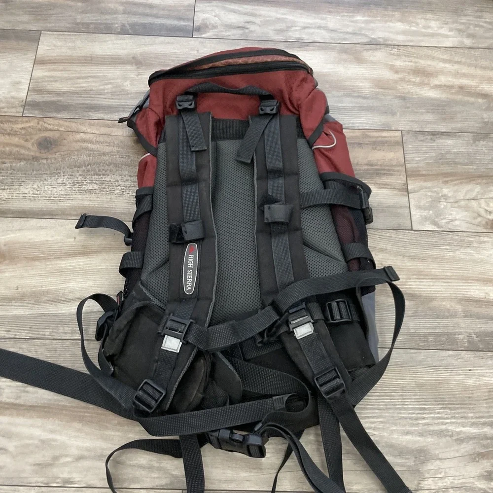 High Sierra Backpack‎ Trek 35+ Camping Hiking-
